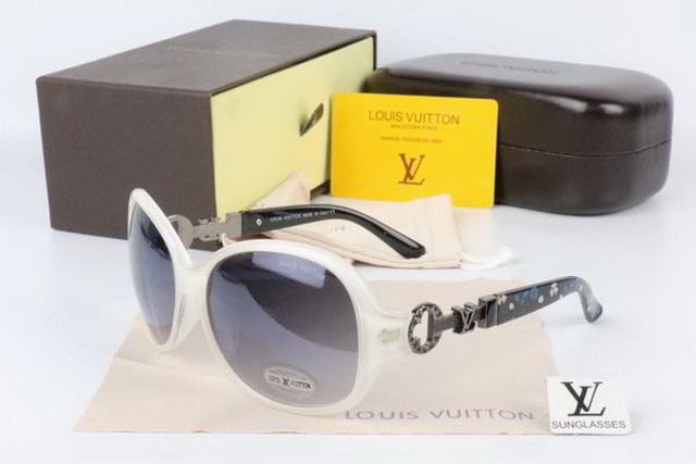 Iv Boutique Sunglasses 071